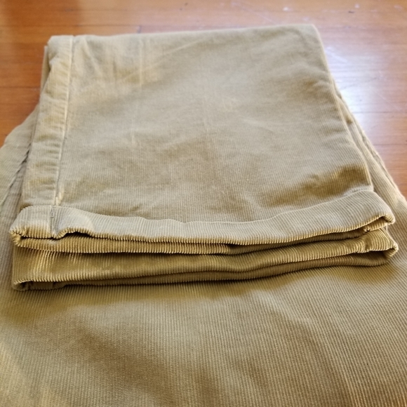 Tan Corduroys by Perry Ellis (36x32) - Picture 6 of 10